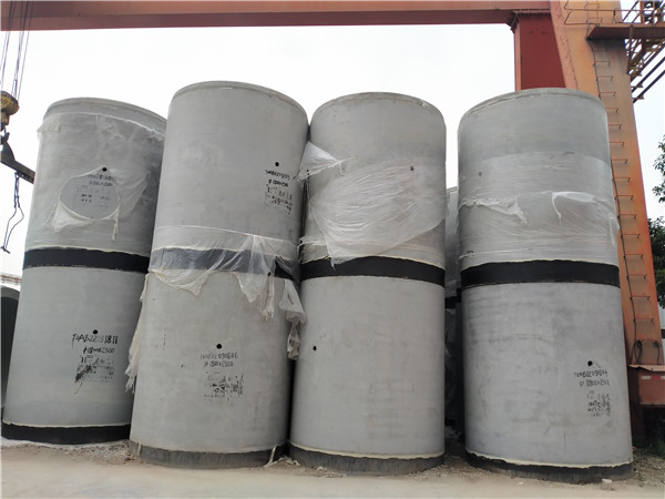 頂進(jìn)施工用鋼筋混凝土排水管 1800×2500